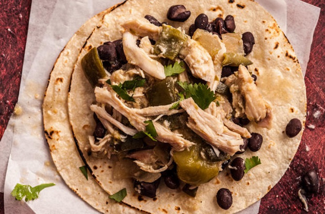 slow cooker chicken chile verde recipe