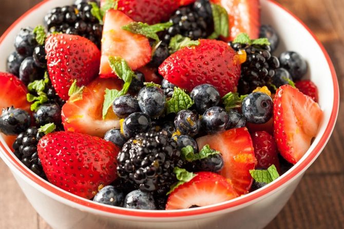 summer berry salad recipe