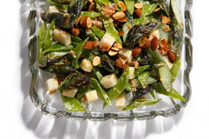 Crunchy Asparagus and Snow Pea Salad recipe