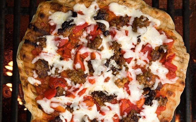 grilled sausage pepper pizza recipe