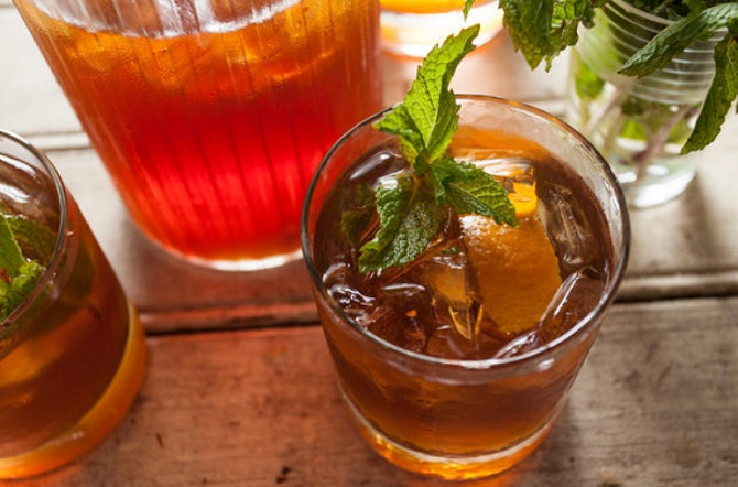 Tea Whiskey cocktail recipe