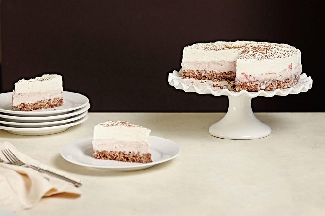 Easy Rice Krispie Ice Cream Cake recipe