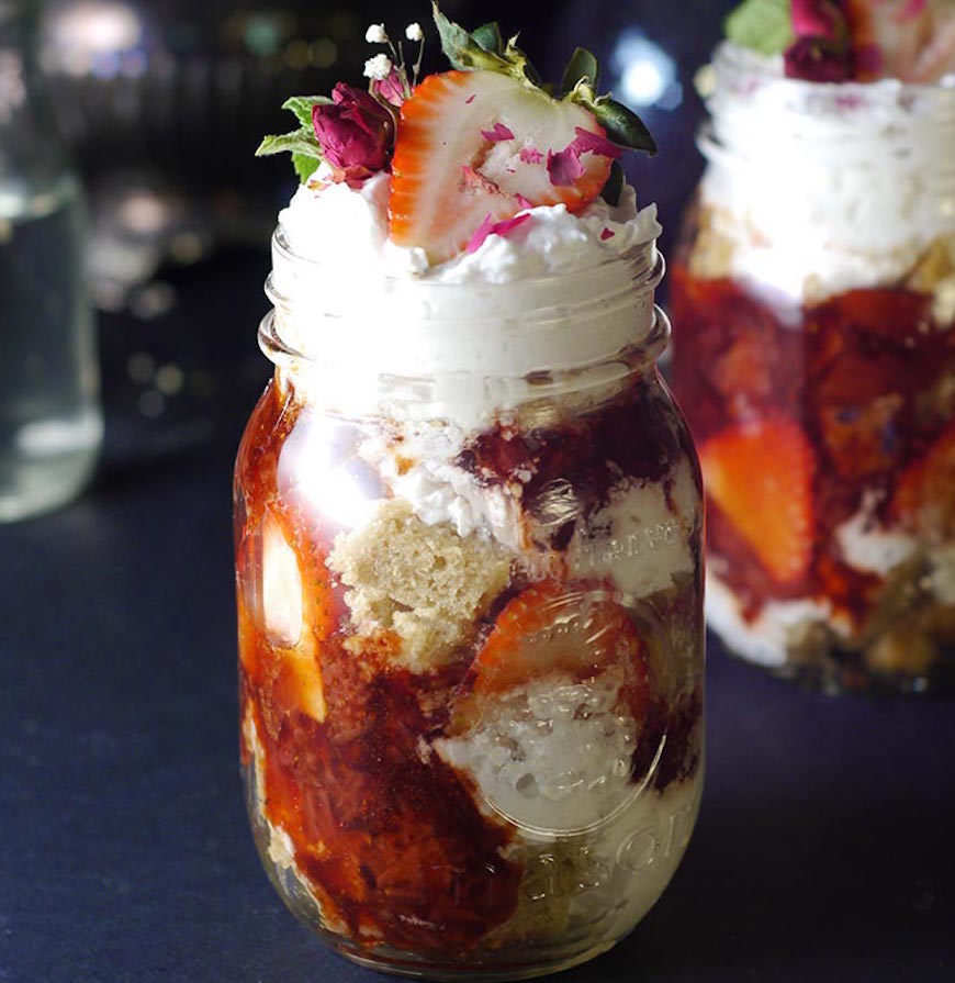 strawberry trifle recipe