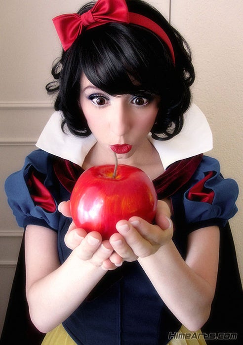 Snow White DIY Cosplay | DIY Snow White Costume Ideas For Halloween | snow white costume | snow white costume diy