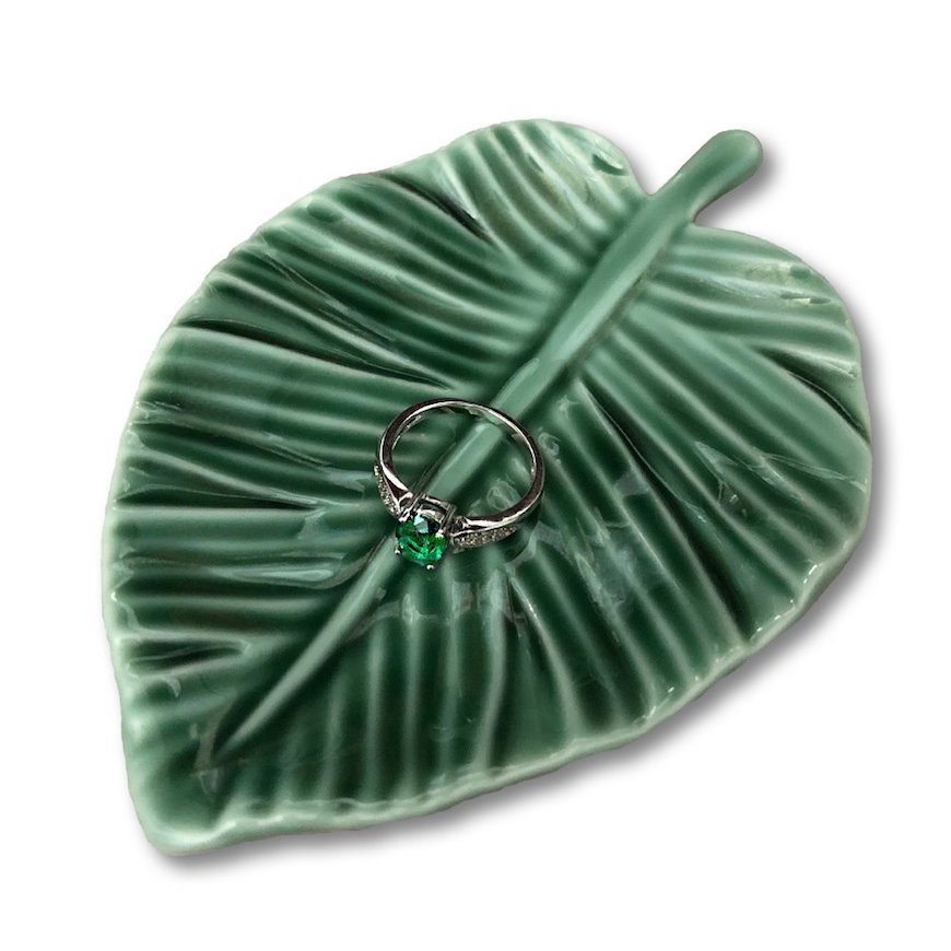leaf jewelry tray