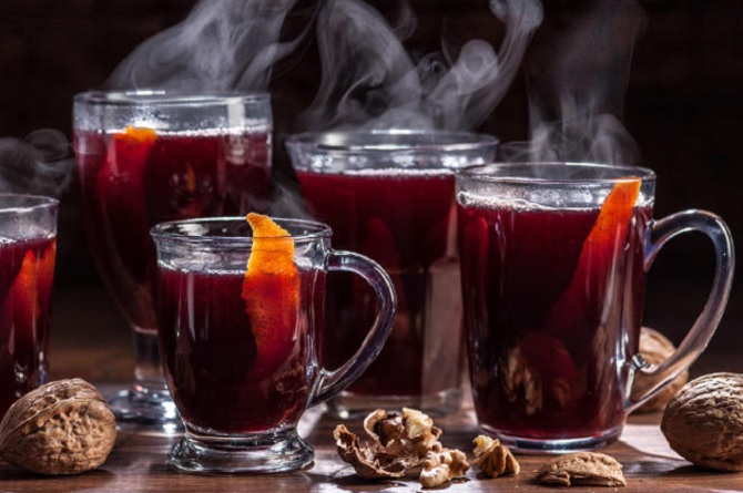 German mulled wine or gluhwein