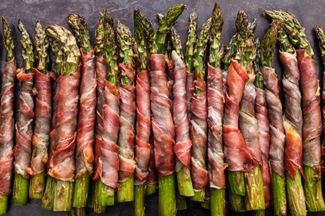 Crispy Prosciutto-Wrapped Asparagus recipe