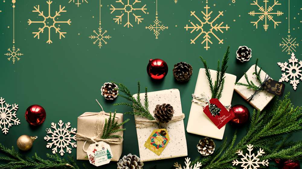 christmas season decoration design wallpaper | How To Make DIY Gift Tags From Upcycled Holiday Cards | DIY Gift Tags | printable gift tags