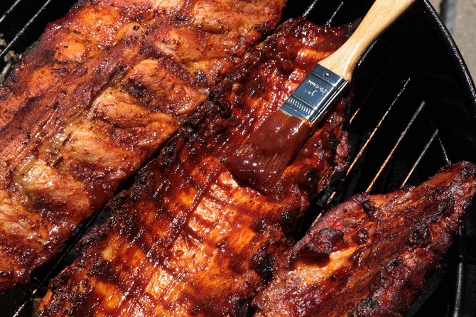 Bourbon Barbecue Sauce with Bacon
