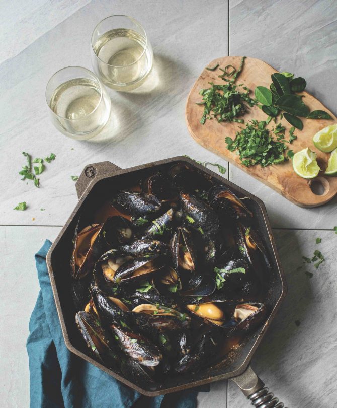 Thai red curry mussels recipe