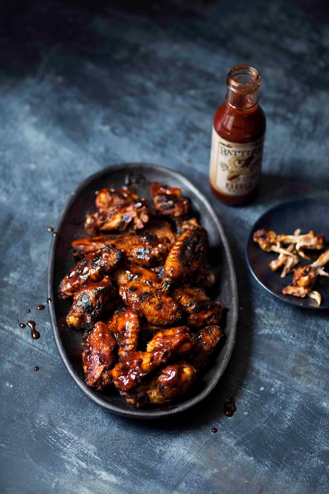Smoky Rubbed Chicken Wings with Honey, Bourbon, and Molasses Sauce recipe