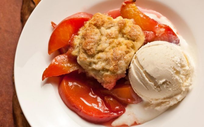 easy peach cobbler