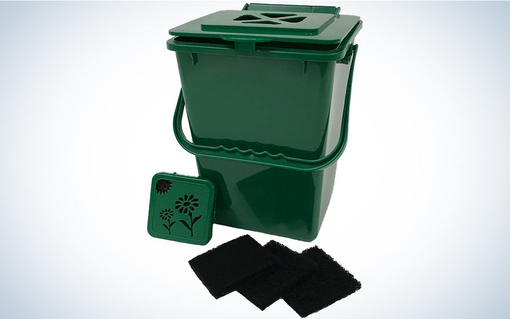 No-frills low-odor compost bin.