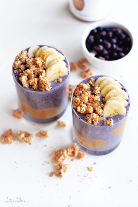 STYLECASTER | healthy berry smoothies