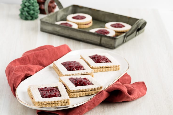 Raspberry linzer cookies - Dr. Axe