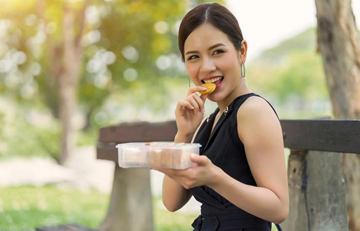 Eating In Small Amounts